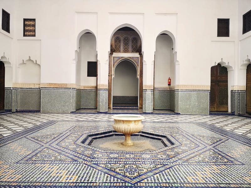 Fontaine dans le musée Dar el Bacha